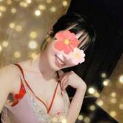 川口 髪の毛をあげると…写真2枚♡ サブマリン