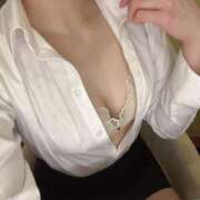 葉山　ひな 🥲 雫(しずく)