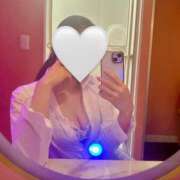 葉山　ひな 📷 雫(しずく)