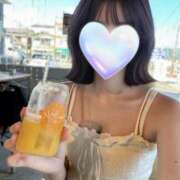 みつき 明日の体験入店ドキドキですが楽しみです!! 1枠キャンセルが出てしまったとのことで、空き枠が出来ました😢 派遣型JKリフレ ぷるぷる新宿