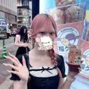 にこり ピンク髪どう？🍓 E+アイドルスクール　大阪・日本橋店