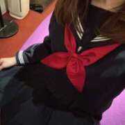 吉岡しの おはよう☀️ elumo(エルモ)