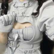 しずく 今日は、？！🉐 コンカフェ＆オナクラ ちいかの！池袋店