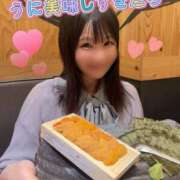 ゆり 大好きな...うにっ❤️貴方と食べたいなって🥰💕💕💕 セグレターリオ