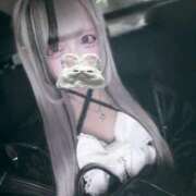 りら カラコンちがう E+アイドルスクール新宿・歌舞伎町店