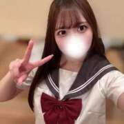 歌／うた 出勤ですᴖ ̫ᴖ ✊🏻 E+アイドルスクール新宿・歌舞伎町店