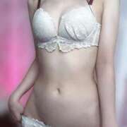 はる 出勤🩷 E+アイドルスクール