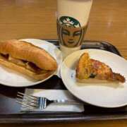 あゆな ✨本日は、あんがと╰(*´︶`*)╯♡✨ ご近所物語