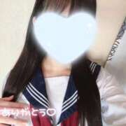 苺乃 にこ きょうは、どんなこと するの？ しゃせきょっ!XX教育される制服女子たち