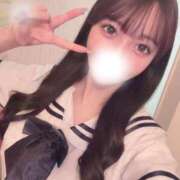 つき 出勤しました🤍 E+アイドルスクール新宿・歌舞伎町店