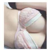 ゆめ はじめまして꜀^. ̫.^꜆♡ The White