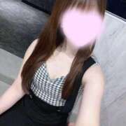 ゆら 寒さに気をつけてね😖🍃 The White