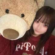 ひらり 我慢 比べシよ〜？🤍 ピンクコレクション大阪キタ店