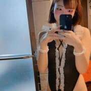 かすみ（ドS痴女×絶世美人！ 今日も変わらず🌸 ハニービー（Honey Bee）