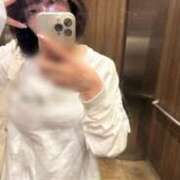 ヒメ日記 2026/04/04 18:08 投稿 早川しおり ウルトラロイヤル