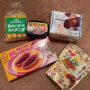 みおん 🧡にわとりなくね マネキン 名駅店