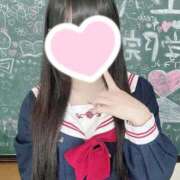 やや 明日は︎💕︎ 萌えカワ