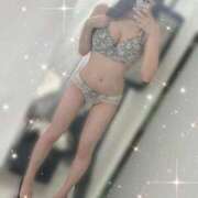 岡田優愛（単体現役AV女優！ 初日完売ありがとう！ ハニービー（Honey Bee）