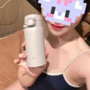 ヒメ日記 2026/04/04 05:35 投稿 つばき プールサイド