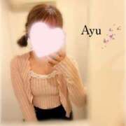 アユ 貴方の温もりを思い出し、そっと瞳を閉じてみる AMOUR（アムール）