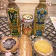 うた ３連勤おわりっ🤍 横浜人妻セレブリティ（ユメオト）