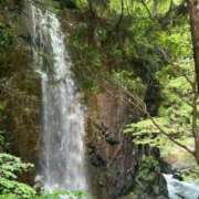 ゆん 最短6時ですっ The White