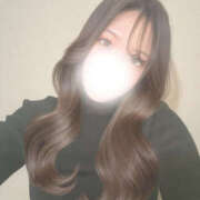 内村 ゆいな 始まりました‎🤍 Neo Elegance（ネオエレガンス）