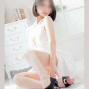 米澤ちひろ 3月追加出勤? 華椿