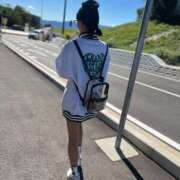 しらとり 皆さんこんばんわ❣️ ジュリアングループ三多摩店