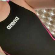 せな 待ってます💕 コーチと私と、ビート板･･･