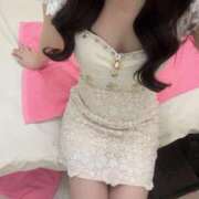 かりん【王道かわいい代表♡】 出勤しました🤍 LIPS(リップス)