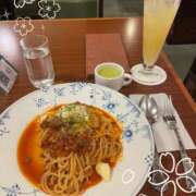 ヒメ日記 2026/04/28 12:00 投稿 つばき ミルキーラテ