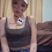 える 迷ってる･･･ 淫乱痴女エステ　上野店