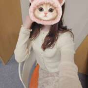 葉月(はづき) 出勤しました♪ エクレア上野御徒町　天然貴姉乳舐手淫店