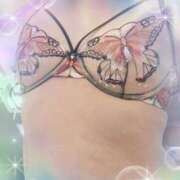 しおり 本日 出勤します✨ 出逢い