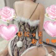 さやか 新しい服！ Queen Angel(クイーンエンジェル)