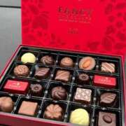 なごみ ‎🤍🍫 i-doll（あいどーる）