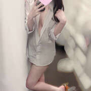 じゅり 彼ｼｬﾂ(⸝⸝ᐡ. ̫ .ᐡ⸝⸝) エマニエル秋葉原