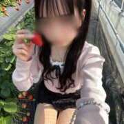 みる みる🍼 池袋あられ