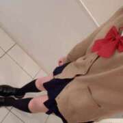 ひびき ひびき到着🏫 千葉ミニスカM性感学園