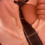 はる 初出勤です！🤍 PINK ROOM（ピンクルーム）