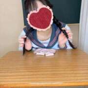ヒメ日記 2026/06/08 17:49 投稿 姫ノ実 ひより しゃせきょっ!XX教育される制服女子たち