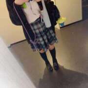 ヒメ日記 2026/08/30 14:09 投稿 姫ノ実 ひより しゃせきょっ!XX教育される制服女子たち