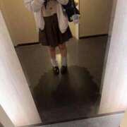 ヒメ日記 2026/09/19 00:39 投稿 姫ノ実 ひより しゃせきょっ!XX教育される制服女子たち
