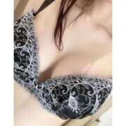 なぎ 出勤 東京巨乳デリヘル おっぱいマート