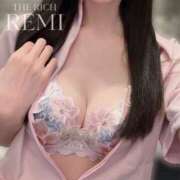 Remi ?アッという間の幸せ時間 THE RICH
