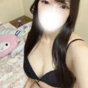 つばさ お久しぶりです🫣🩷 素敵な女の子は好きですか？