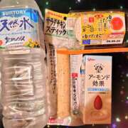 ヒメ日記 2026/06/10 12:37 投稿 しずく Respect