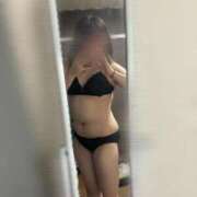 りりあ しゅ！👶🏻 白い巨乳