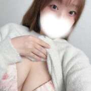 しおり 脱いだら大きい‪·͜· ❤︎‬ ESSENCE